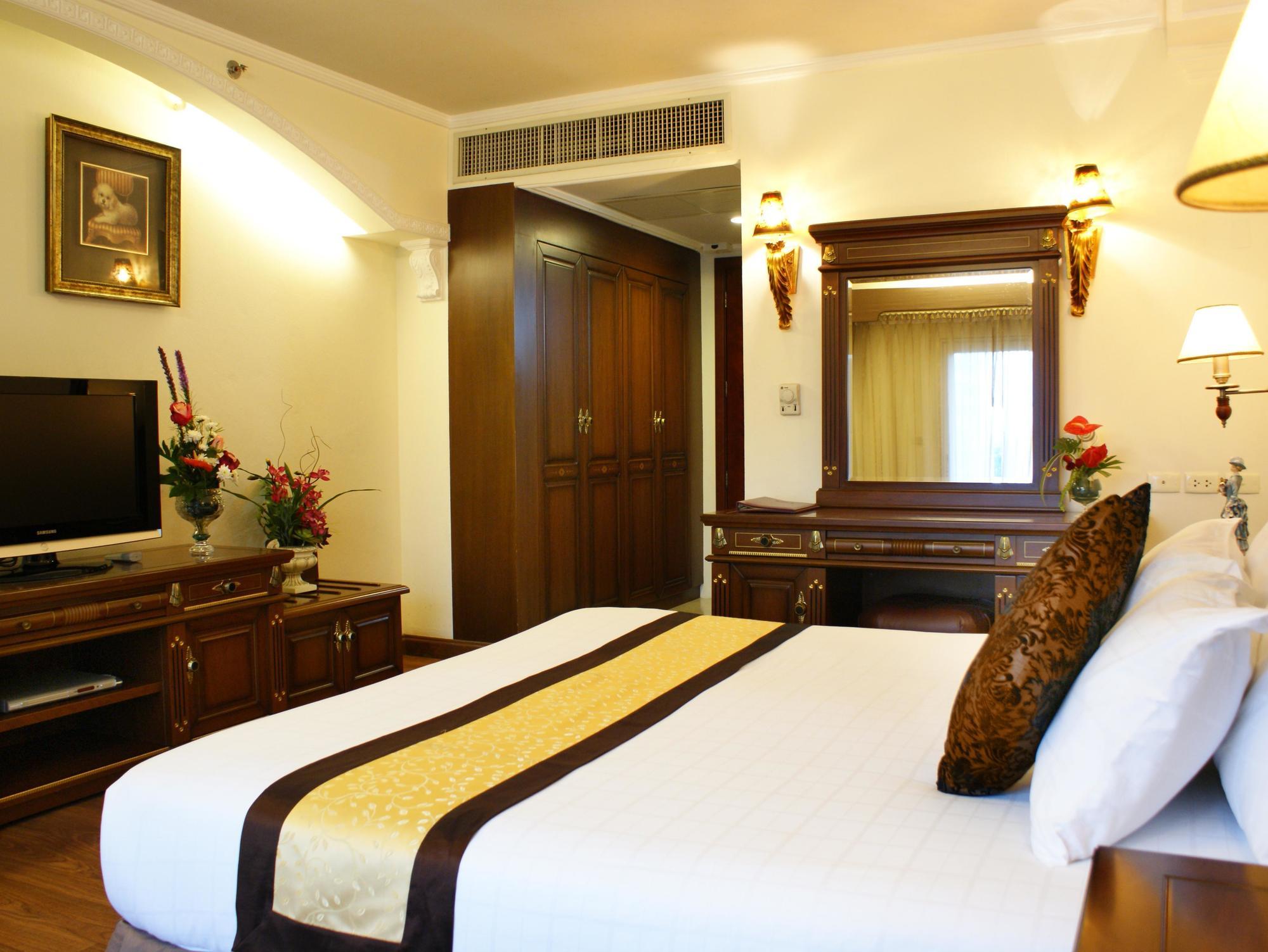 Lk Metropole Hotel Pattaya Exterior photo